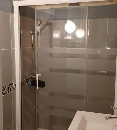 Studio Coeur De Terrasse Wifi Gratuit Διαμέρισμα